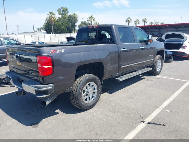 1GC1KWE82FF525941 Chevrolet Silverado 2500hd Built After Aug 14 Ltz