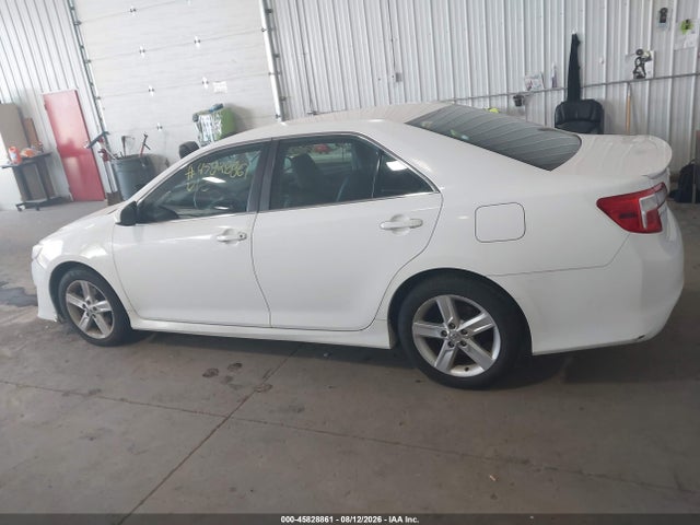 45828861 :رقم المزاد ، 4T1BF1FK4DU703326 vin ، 2013 Toyota Camry Se مزاد بيع