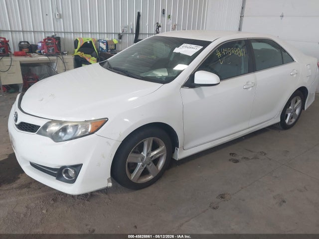 45828861 :رقم المزاد ، 4T1BF1FK4DU703326 vin ، 2013 Toyota Camry Se مزاد بيع