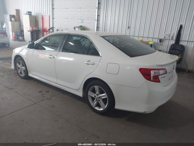 45828861 :رقم المزاد ، 4T1BF1FK4DU703326 vin ، 2013 Toyota Camry Se مزاد بيع