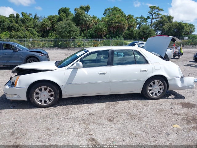 2009 Cadillac Dts 1sa მანქანა იყიდება აუქციონზე, vin: 1G6KD57Y89U113323, აუქციონის ნომერი: 45828880
