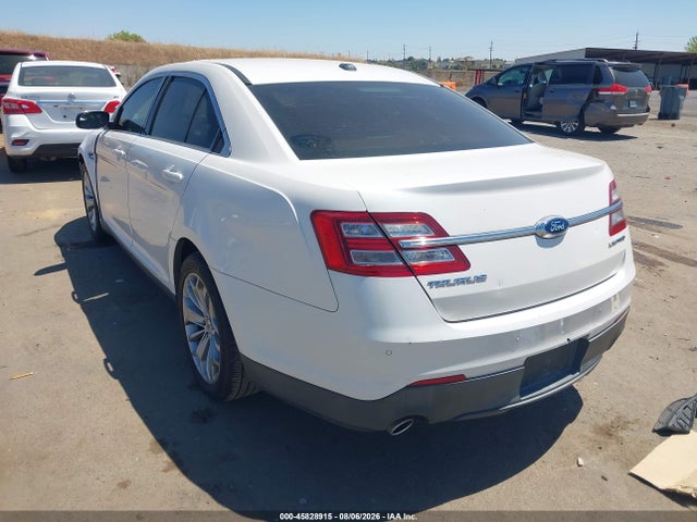 Ford Taurus Limited 2015 1FAHP2F86FG165600 Image 3