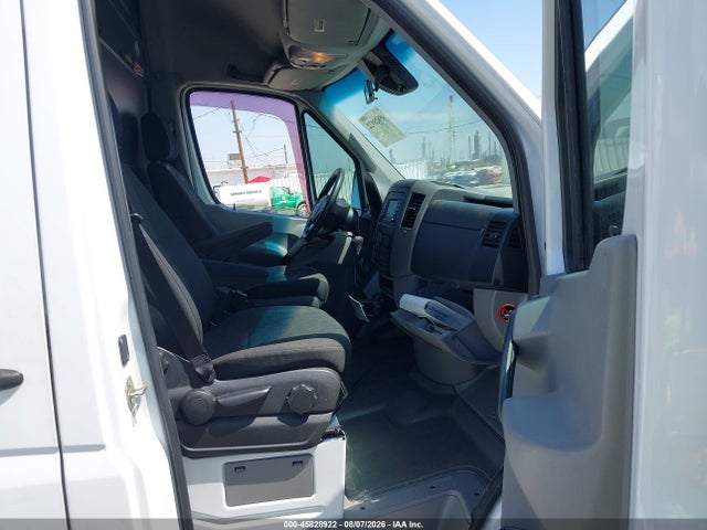 Aukcja sprzedaży 2015 Mercedes-benz Sprinter 2500 High Roof, vin: WD3PE8CC6FP105995, numer aukcji: 45828922