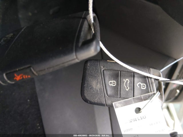 Продаж на аукціоні авто 2019 Volkswagen Jetta 1.4t R-line/1.4t S/1.4t Se, vin: 3VWC57BU4KM043468, номер лоту: 45828953