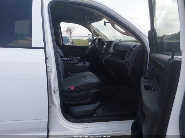 3C6TR5CJ0LG243321 RAM 2500 Tradesman 4x4 6&#039;4 Box