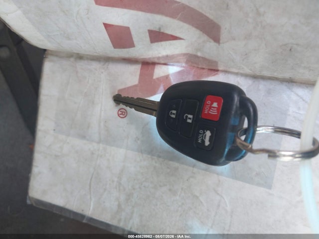 45828982 :رقم المزاد ، 4T4BF1FK3DR279398 vin ، 2013 Toyota Camry Xle مزاد بيع