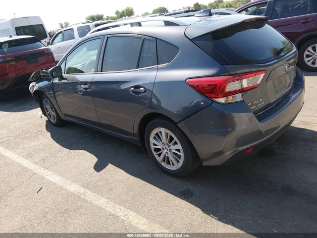 Subaru Impreza 2.0i Premium 2017 4S3GTAD62H3736569 Image 3