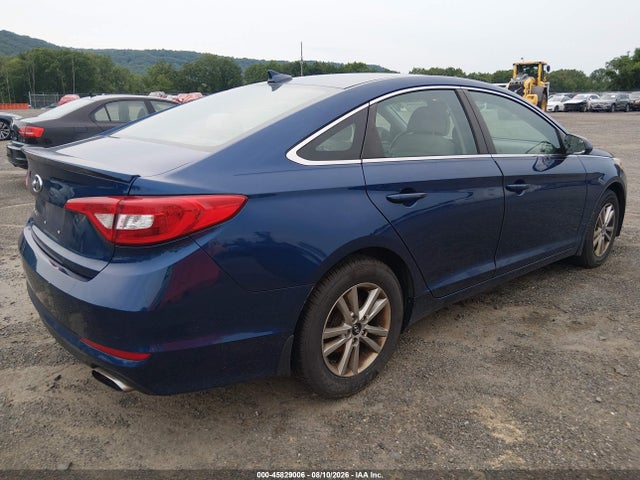 2015 Hyundai Sonata Se მანქანა იყიდება აუქციონზე, vin: 5NPE24AFXFH158724, აუქციონის ნომერი: 45829006
