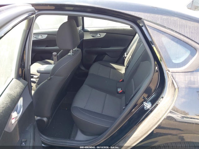 KIA Forte Lxs 2023 3KPF24AD8PE552554 Image 8