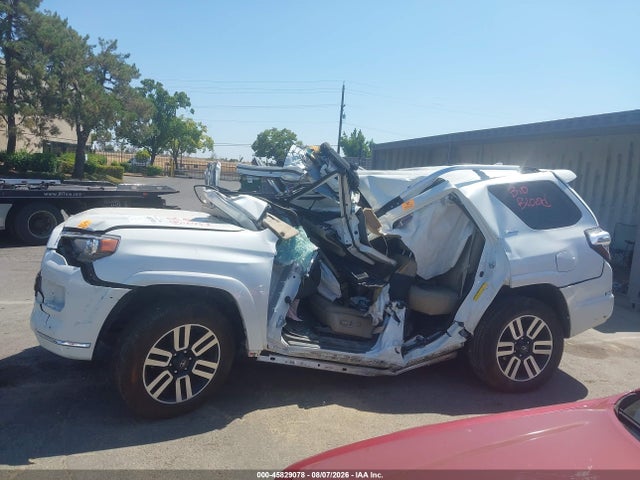Auction sale of the 2022 Toyota 4runner Limited, vin: JTEKU5JR9N6023669, lot number: 45829078