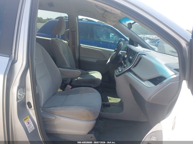 Aukcja sprzedaży 2015 Toyota Sienna L 7 Passenger, vin: 5TDZK3DC7FS660579, numer aukcji: 45829099