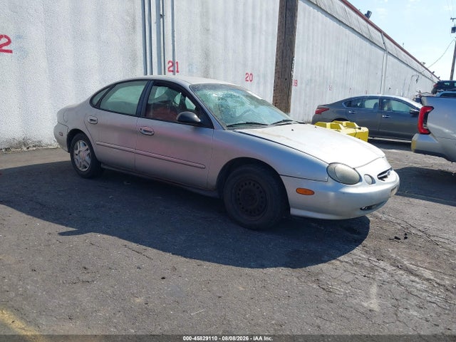 1999 Ford Taurus Se/se-ne მანქანა იყიდება აუქციონზე, vin: 1FAFP53U4XG220007, აუქციონის ნომერი: 45829110