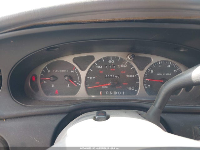 1999 Ford Taurus Se/se-ne მანქანა იყიდება აუქციონზე, vin: 1FAFP53U4XG220007, აუქციონის ნომერი: 45829110