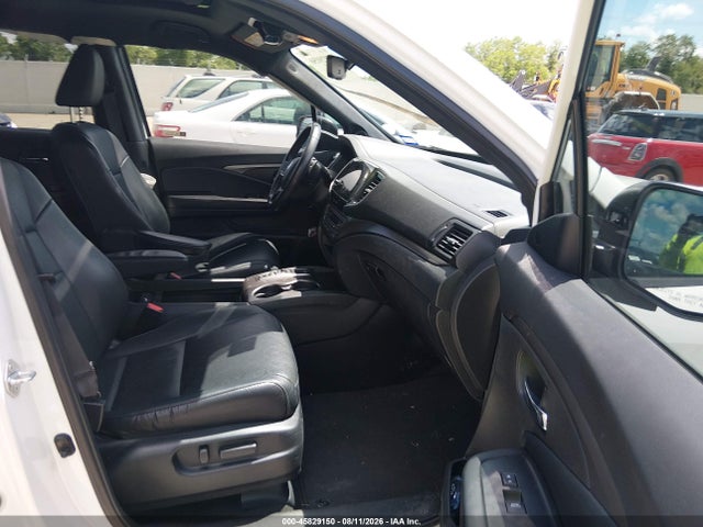 45829150 :رقم المزاد ، 5FNYF7H57MB002927 vin ، 2021 Honda Passport 2wd Ex-l مزاد بيع