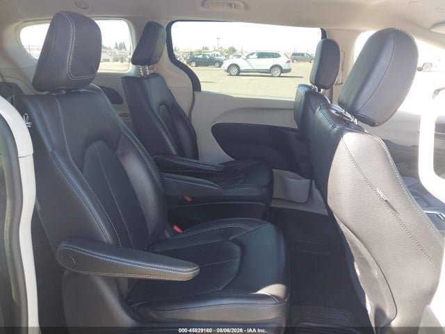 Продажа на аукционе авто 2022 Chrysler Pacifica Hybrid Touring L, vin: 2C4RC1L73NR207511, номер лота: 45829160