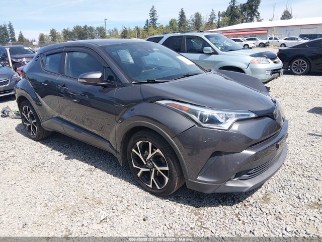 45829183 :رقم المزاد ، NMTKHMBX7JR007219 vin ، 2018 Toyota C-hr Xle Premium مزاد بيع