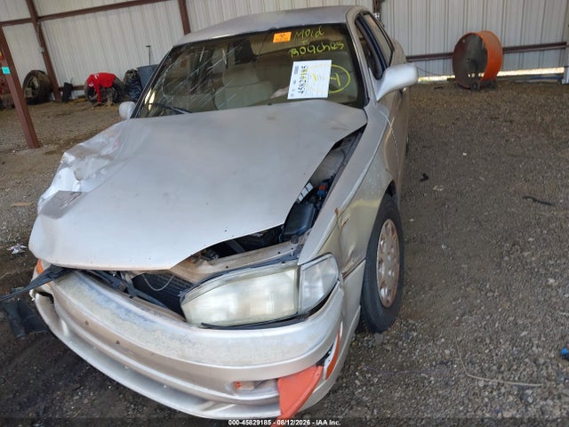 1994 Toyota Camry Le მანქანა იყიდება აუქციონზე, vin: JT2SK12EXR0195869, აუქციონის ნომერი: 45829185