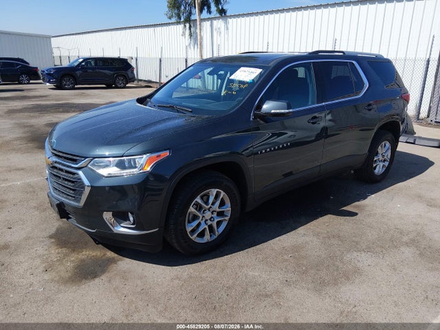 Chevrolet Traverse Lt Cloth 2018 1GNERGKW2JJ129110 Image 2