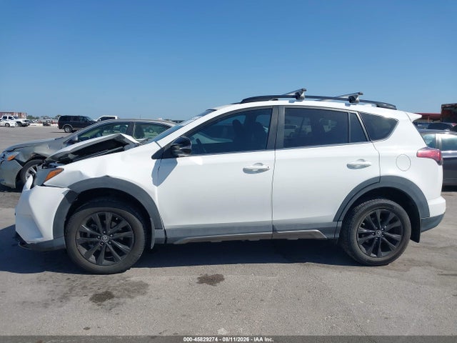 2018 Toyota Rav4 Adventure მანქანა იყიდება აუქციონზე, vin: 2T3RFREV8JW745008, აუქციონის ნომერი: 45829274
