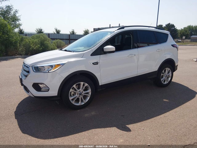 Продаж на аукціоні авто 2018 Ford Escape Se, vin: 1FMCU9GD2JUD08792, номер лоту: 45829307