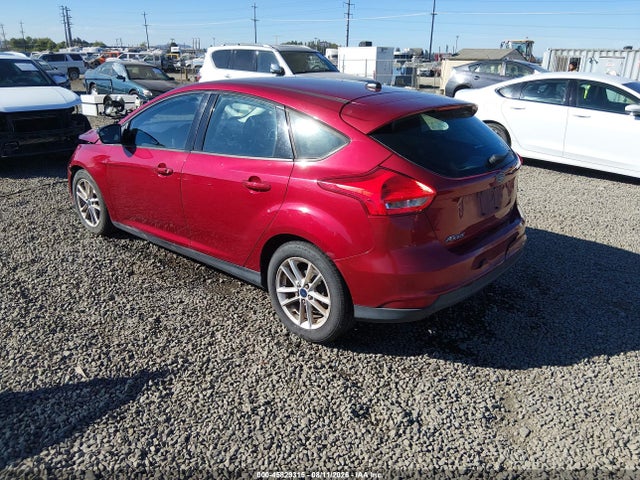 Ford FOCUS SE 2015 1FADP3K2XFL256673 Image 3