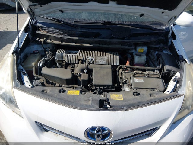 Toyota Prius V Three 2014 JTDZN3EU4EJ009971 Image 10
