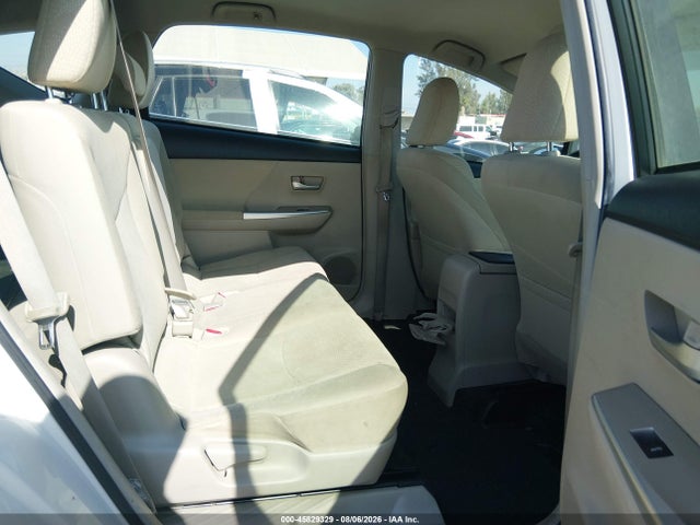 Toyota Prius V Three 2014 JTDZN3EU4EJ009971 Image 8