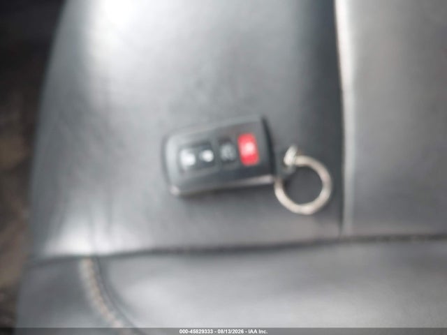 Продажа на аукционе авто 2019 Toyota Highlander Xle, vin: 5TDJZRFH8KS613026, номер лота: 45829333