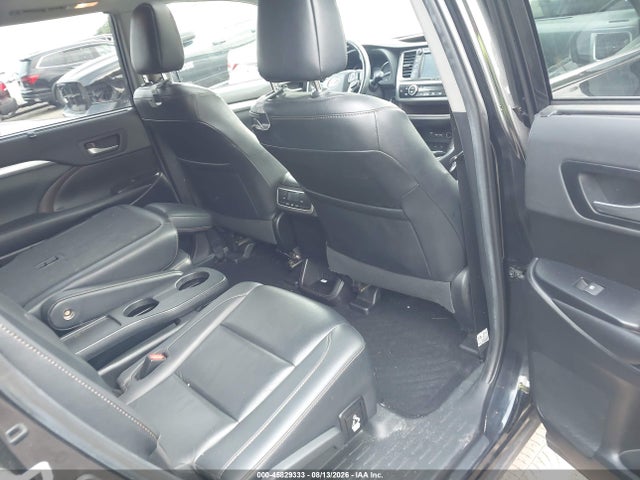 Продажа на аукционе авто 2019 Toyota Highlander Xle, vin: 5TDJZRFH8KS613026, номер лота: 45829333