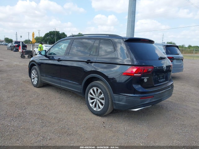 Продажа на аукционе авто 2018 Volkswagen Tiguan 2.0t S, vin: 3VV0B7AX0JM108245, номер лота: 45829340