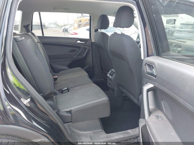 Продажа на аукционе авто 2018 Volkswagen Tiguan 2.0t S, vin: 3VV0B7AX0JM108245, номер лота: 45829340