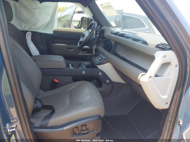 45829352 :رقم المزاد ، SALEPEEU6P2191781 vin ، 2023 Land Rover Defender 110 Se مزاد بيع