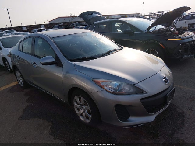 2013 Mazda Mazda3 I Sport მანქანა იყიდება აუქციონზე, vin: JM1BL1U75D1811287, აუქციონის ნომერი: 45829355