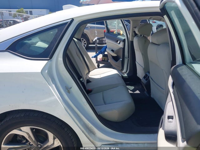 Honda ACCORD EX 2018 1HGCV1F44JA064182 Image 8