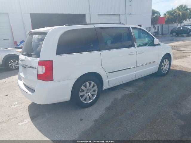 45829484 :رقم المزاد ، 2C4RC1BG4FR551559 vin ، 2015 Chrysler Town & Country Touring مزاد بيع