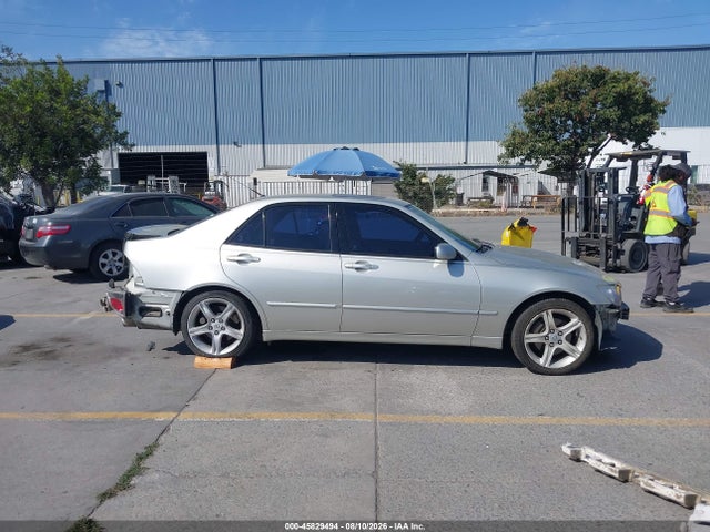 45829494 :رقم المزاد ، JTHBD192620061376 vin ، 2002 Lexus Is 300 مزاد بيع