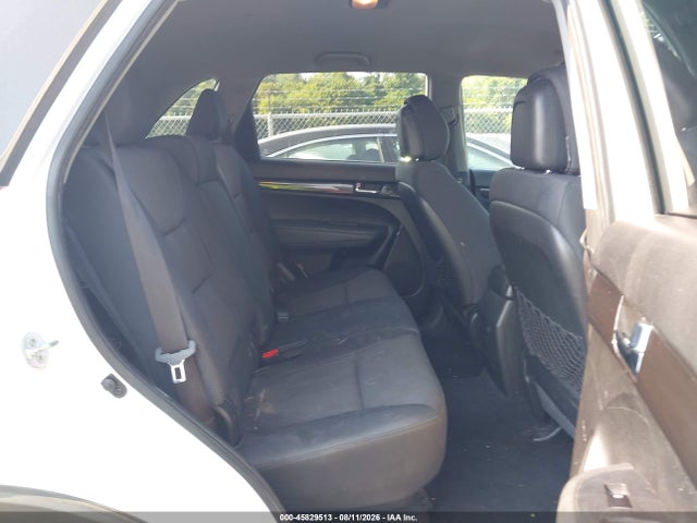 2011 Kia Sorento Lx მანქანა იყიდება აუქციონზე, vin: 5XYKT3A1XBG113525, აუქციონის ნომერი: 45829513