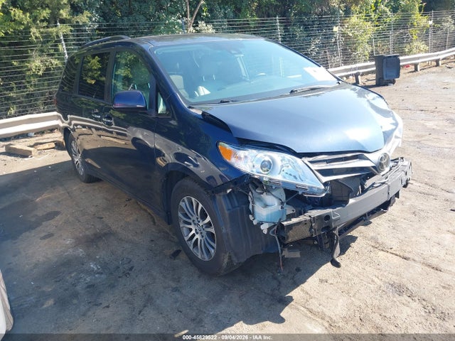 Продажа на аукционе авто 2018 Toyota Sienna Xle 8 Passenger, vin: 5TDYZ3DC7JS962387, номер лота: 45829522