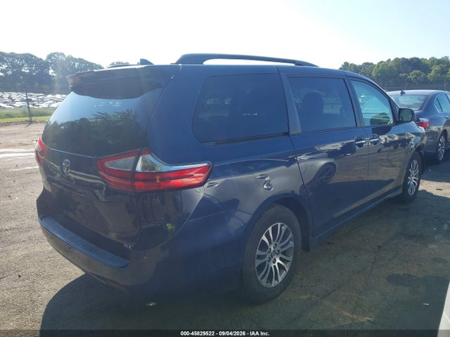 2018 Toyota Sienna Xle 8 Passenger მანქანა იყიდება აუქციონზე, vin: 5TDYZ3DC7JS962387, აუქციონის ნომერი: 45829522