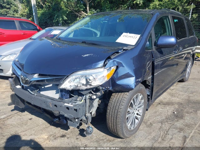 2018 Toyota Sienna Xle 8 Passenger მანქანა იყიდება აუქციონზე, vin: 5TDYZ3DC7JS962387, აუქციონის ნომერი: 45829522