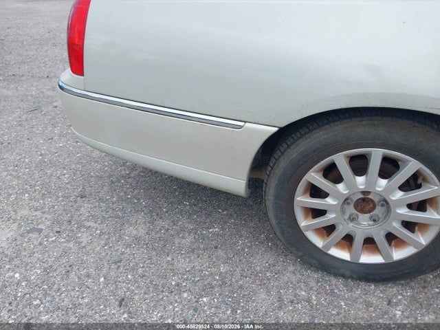 Auction sale of the 2006 Lincoln Town Car Signature, vin: 1LNHM81W56Y601600, lot number: 45829524