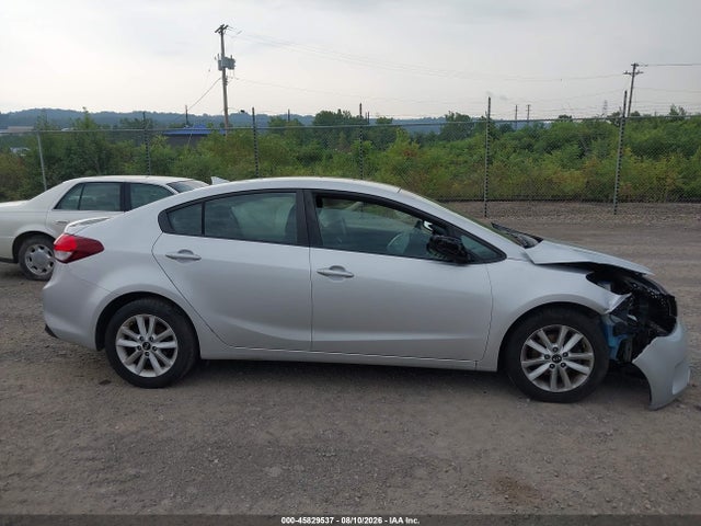 45829537 :رقم المزاد ، 3KPFL4A77HE146886 vin ، 2017 Kia Forte Lx مزاد بيع