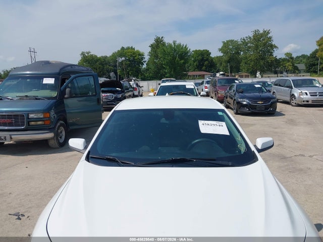 Продажа на аукционе авто 2016 Chevrolet Malibu 1lt, vin: 1G1ZE5ST5GF214723, номер лота: 45829540