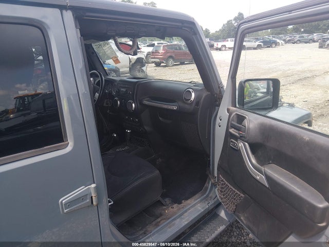 2015 Jeep Wrangler Unlimited Sahara მანქანა იყიდება აუქციონზე, vin: 1C4BJWEG9FL647048, აუქციონის ნომერი: 45829547
