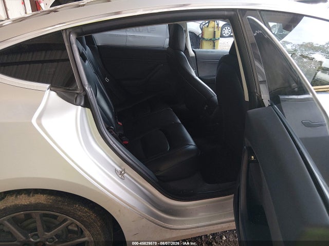 Tesla Model 3 Long Range/performance 2018 5YJ3E1EB2JF065157 Image 8
