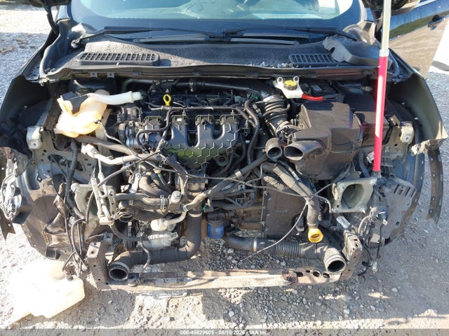 45829605 :رقم المزاد ، 1FMCU9J92FUB03873 vin ، 2015 Ford Escape Titanium مزاد بيع