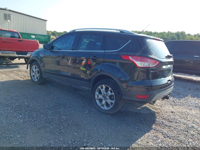 45829605 :رقم المزاد ، 1FMCU9J92FUB03873 vin ، 2015 Ford Escape Titanium مزاد بيع