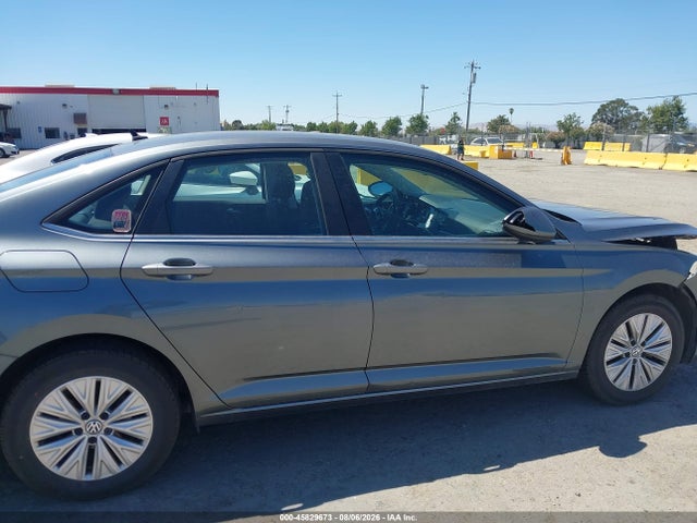 3VWC57BU8KM032232 Volkswagen Jetta 1.4t R-line/1.4t S/1.4t Se