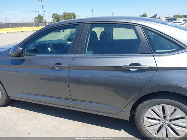 3VWC57BU8KM032232 Volkswagen Jetta 1.4t R-line/1.4t S/1.4t Se