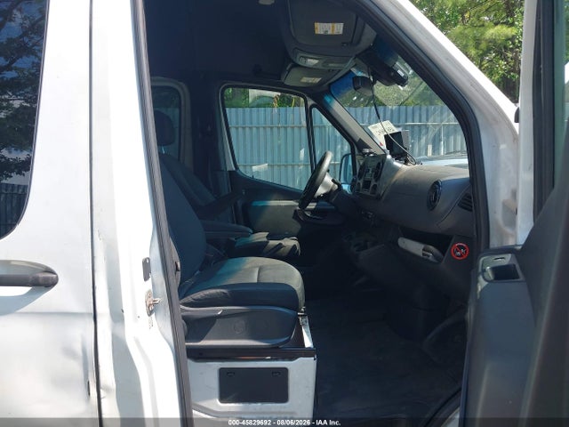 45829692 :رقم المزاد ، WD4PF1CD2KP078863 vin ، 2019 Mercedes-benz Sprinter 2500 High Roof V6 مزاد بيع